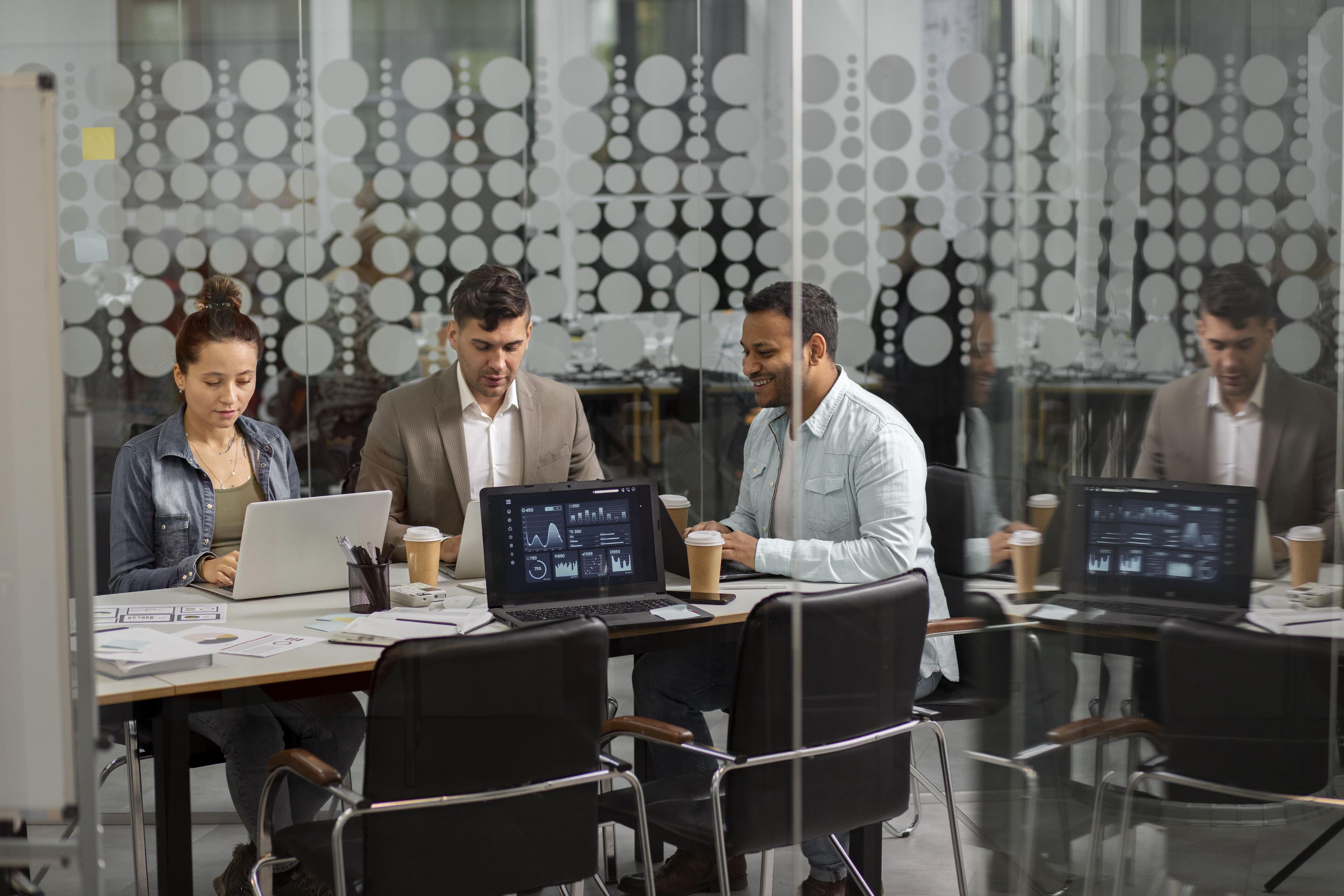 AI Service Desk Automation: Transforming IT Support from Hassle to Hero